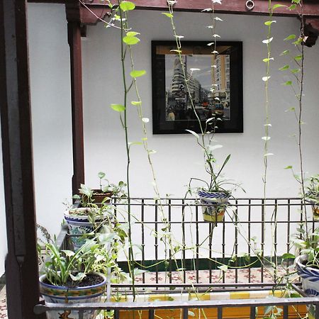Pension Lisdos เซบีญา ภายนอก รูปภาพ