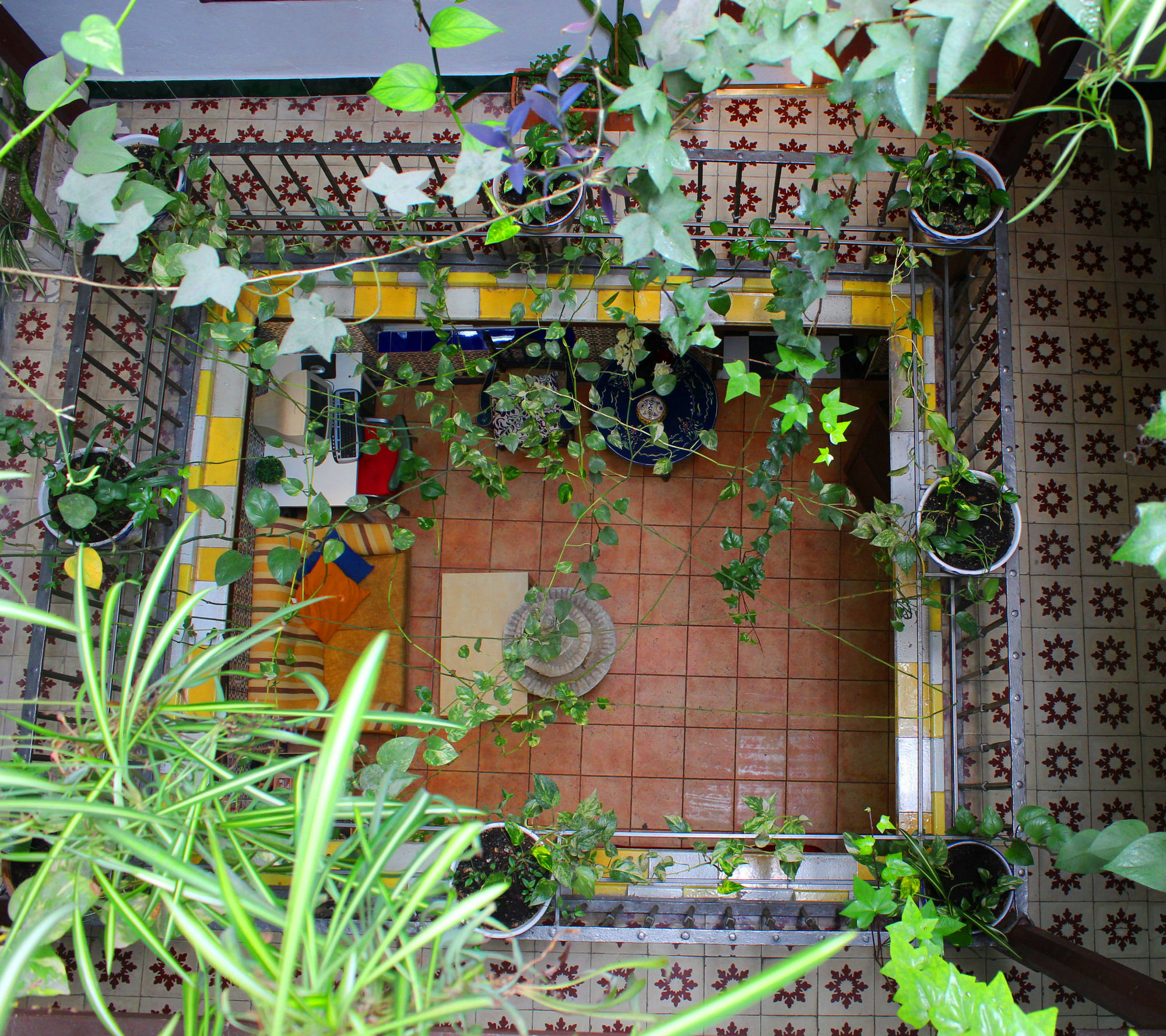 Pension Lisdos เซบีญา ภายนอก รูปภาพ